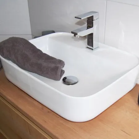 Kleiner Onkel, Seeblick, Angeln, Sauna, Ruhige Lage 펜션 *